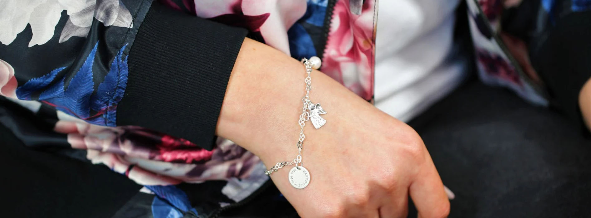 Modeschmuck Geschäft -Modeschmuck Geschäft fdgdfg